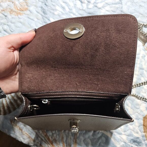 Coach Bowery Crossbody Purse in Metallic Champange/ Platinum color - Picture 7 of 7